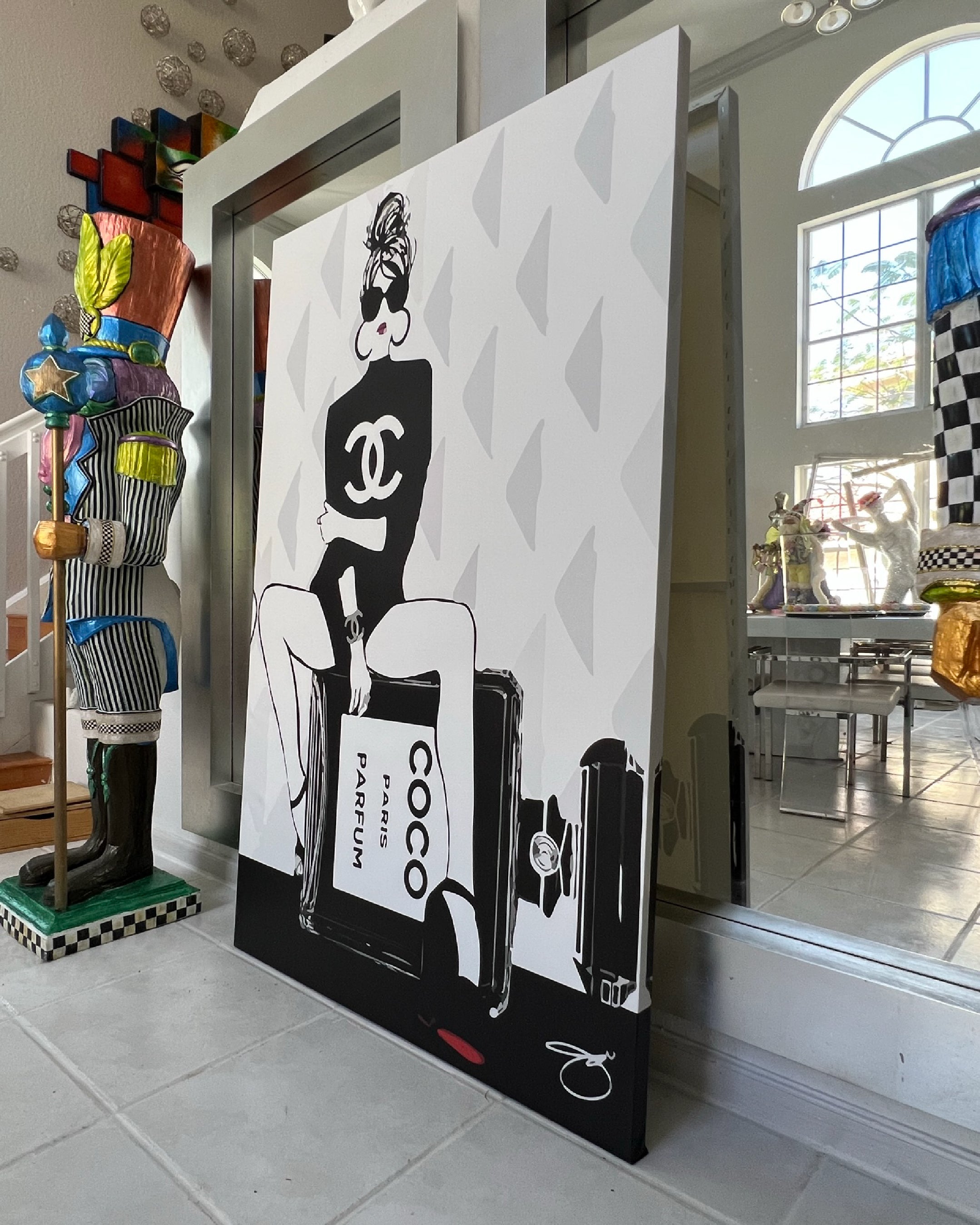 Chanel Woman Modern Canvas